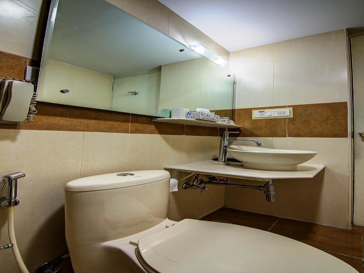 Sai Vishram Business Hotel Bangalore Buitenkant foto